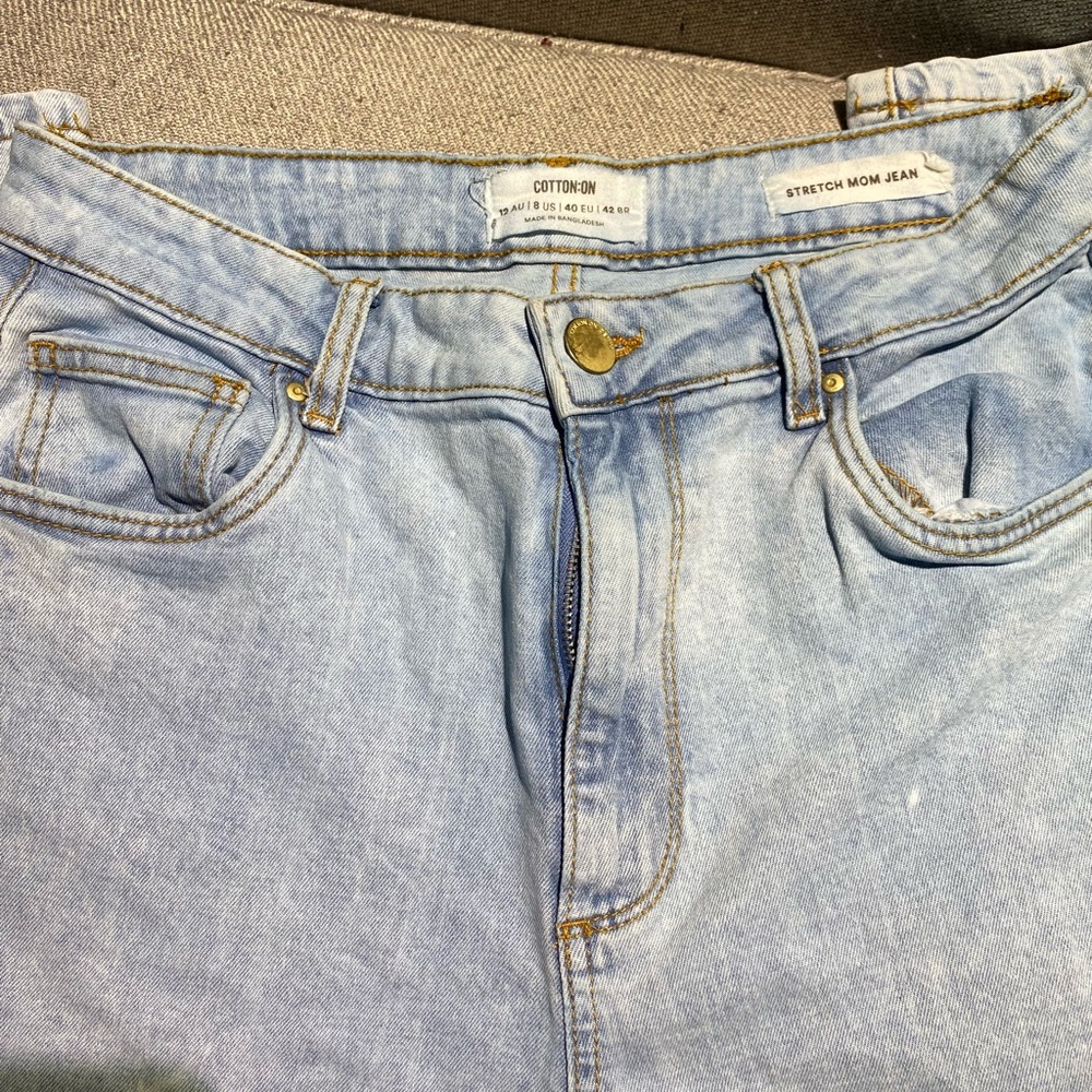 Cotton On Stretch Mom Jeans Size 8 / 10 Light Wash Ripped